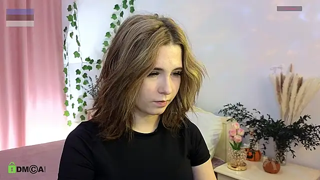 Snapshot of Inessa_Holiday chatting on December 5, 4:36 pm Inessa Holiday online show from December 5, 4:36 pm