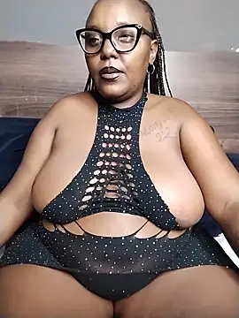 Snapshot of CHERRYYUMMY chatting on March 10, 6:02 pm CHERRYYUMMY online show from March 10, 6:02 pm