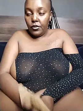 Snapshot of CHERRYYUMMY chatting on March 12, 2:12 pm CHERRYYUMMY online show from March 12, 2:12 pm