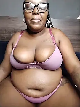 Snapshot of CHERRYYUMMY chatting on March 25, 7:03 am CHERRYYUMMY online show from March 25, 7:03 am