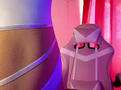 Sweet xuee18 online show from December 17, 9:16 pm