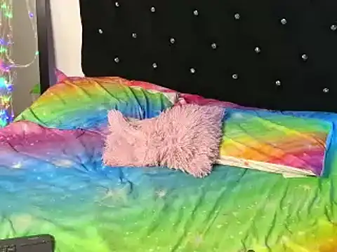 Sweet xuee18 online show from February 19, 11:57 pm