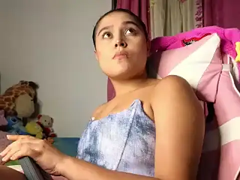 Sweet xuee18 online show from March 6, 1:58 am