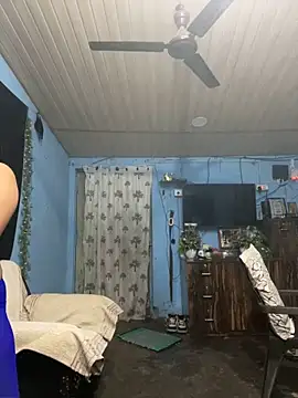 Black Glow online show from January 11, 2:15 pm