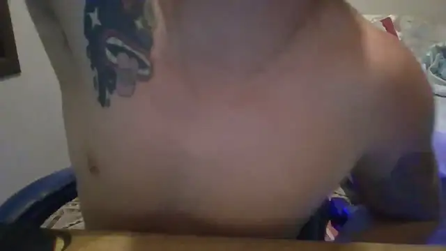 xNeverNoia  online show from December 20, 1:14 am