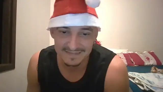 xNeverNoia  online show from December 24, 12:33 am