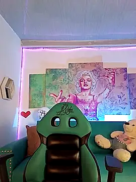 Sofi hot 4m online show from March 15, 7:38 pm