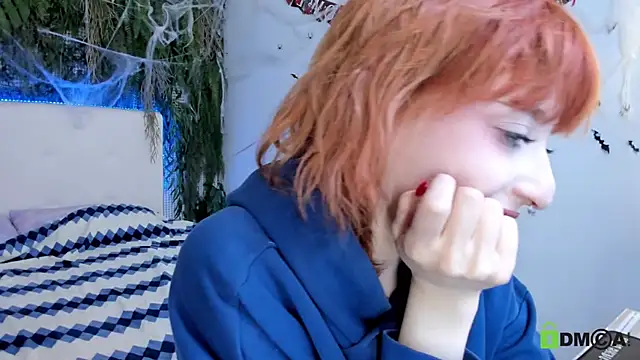 ElizaNik  online show from October 29, 9:05 pm