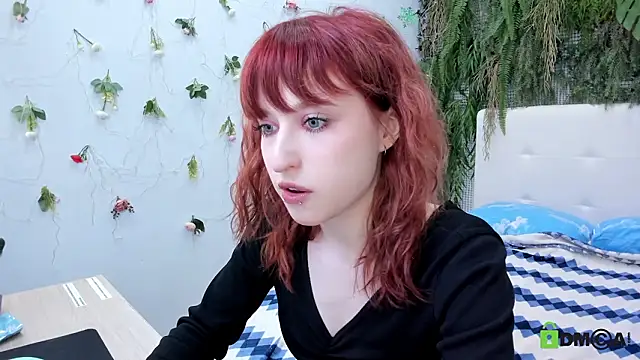 ElizaNik  online show from March 18, 10:35 pm