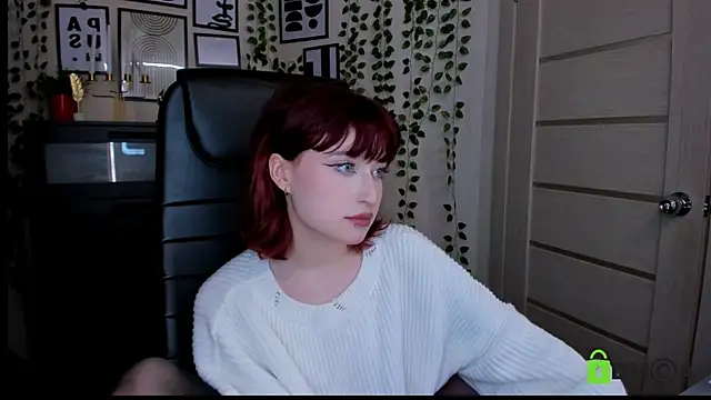 ElizaNik  online show from June 11, 9:46 pm
