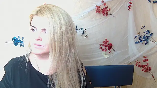 Julya Barbi online show from December 9, 9:17 am