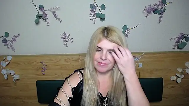 Julya Barbi online show from December 12, 9:08 am