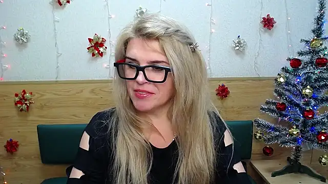 Julya Barbi online show from December 20, 9:21 am