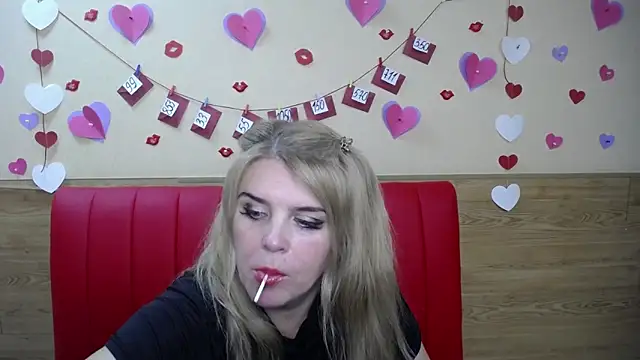 Julya Barbi online show from January 30, 6:00 pm