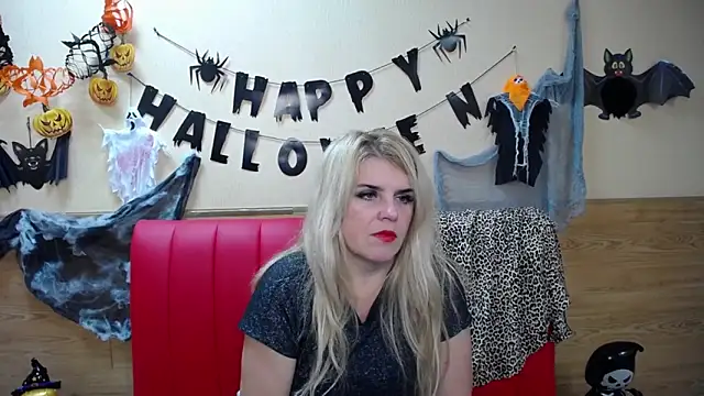 Julya Barbi online show from October 29, 6:15 am