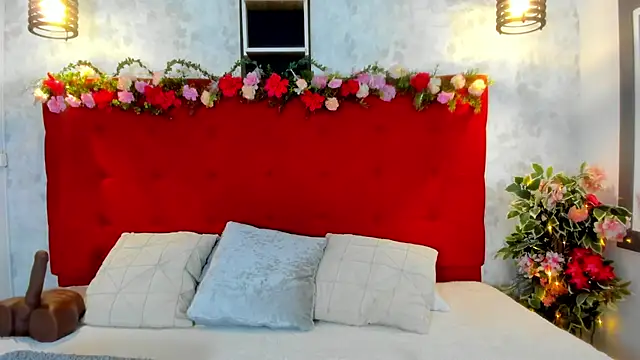 Snapshot of SilvannaFit chatting on November 5, 12:16 pm SilvannaFit online show from November 5, 12:16 pm