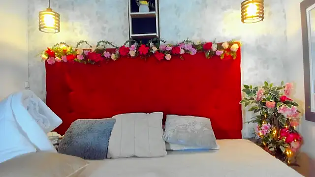 Snapshot of SilvannaFit chatting on November 26, 11:55 am SilvannaFit online show from November 26, 11:55 am