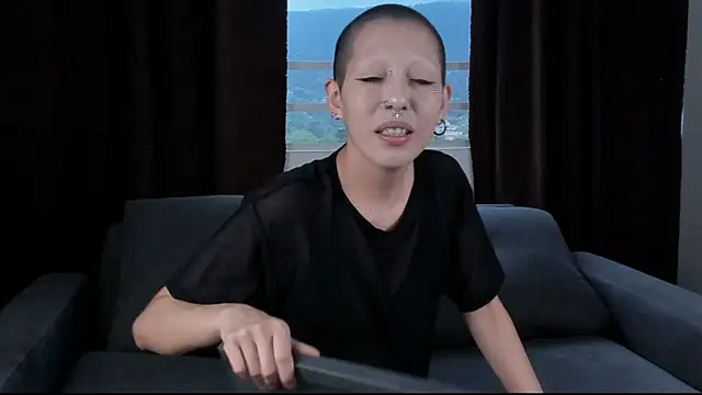 lnxmst online show from November 15, 9:54 pm