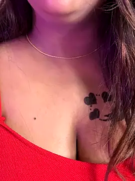 wildestcouplee online show from December 20, 6:48 pm