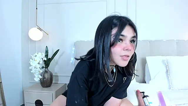 Snapshot of DakkotaBluee chatting on January 16, 7:31 pm DakkotaBluee online show from January 16, 7:31 pm