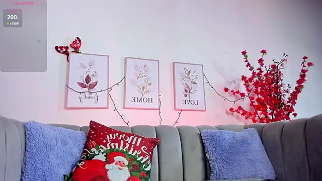 Snapshot of saray_halam chatting on December 20, 6:13 pm saray halam online show from December 20, 6:13 pm