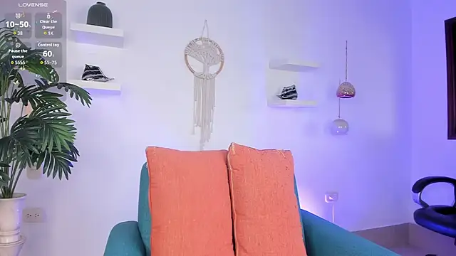 Snapshot of saray_halam chatting on September 17, 7:15 pm saray halam online show from September 17, 7:15 pm