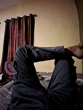 Snapshot of your_santa99 chatting on December 4, 7:50 am your santa99 online show from December 4, 7:50 am