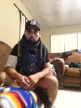 Snapshot of abdierkader chatting on November 20, 10:37 am abdierkader online show from November 20, 10:37 am