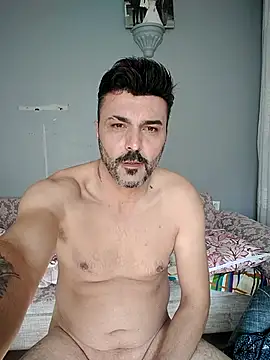 hot man eray online show from November 3, 9:32 am