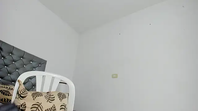 Amir mikelsen online show from January 7, 6:45 pm