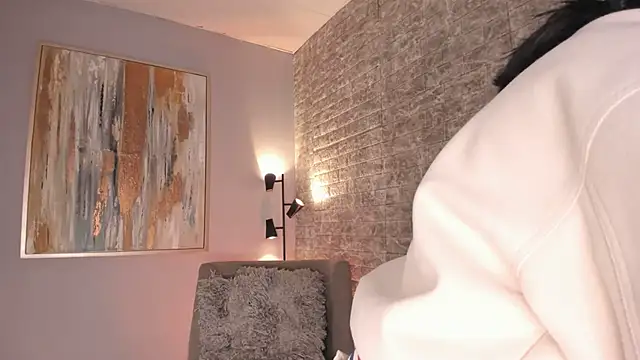 tamara aluna online show from February 8, 12:39 pm