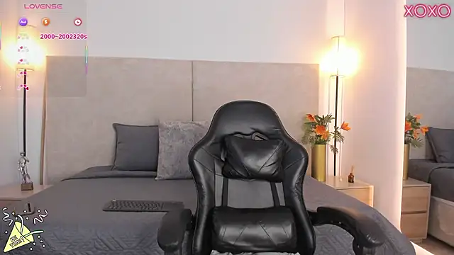 Saori newman online show from March 4, 12:00 pm