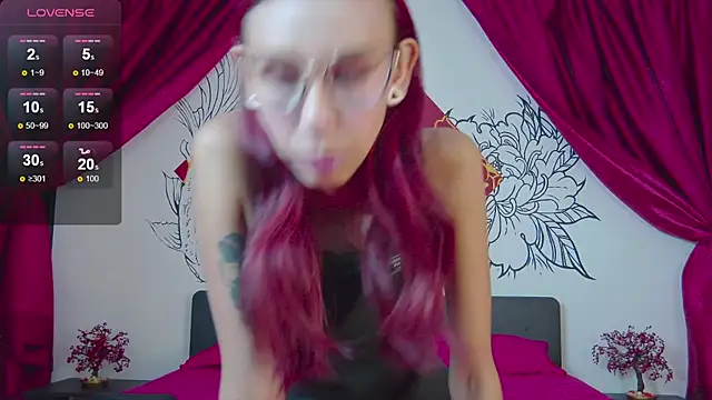 Lunamistyc online show from September 12, 7:36 pm