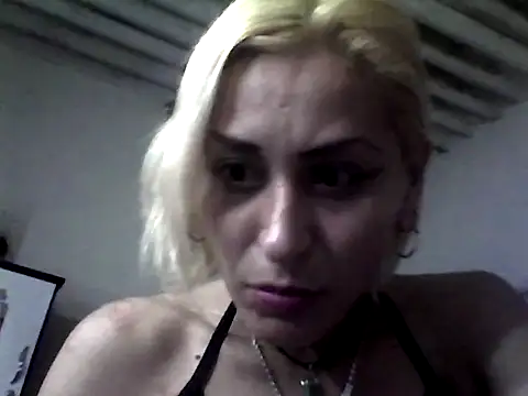 ariana crazzy online show from February 16, 3:37 am