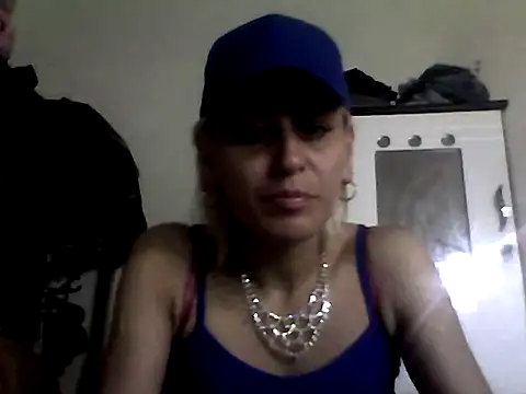 ariana crazzy online show from February 20, 4:39 am
