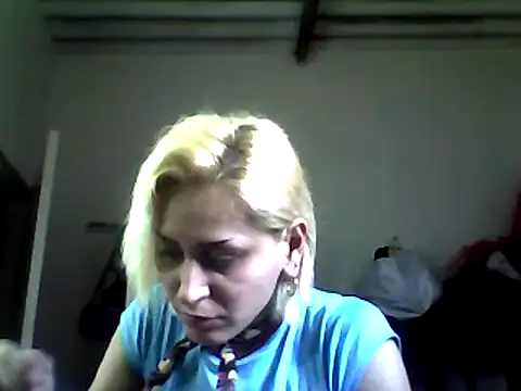 ariana crazzy online show from March 1, 7:48 pm