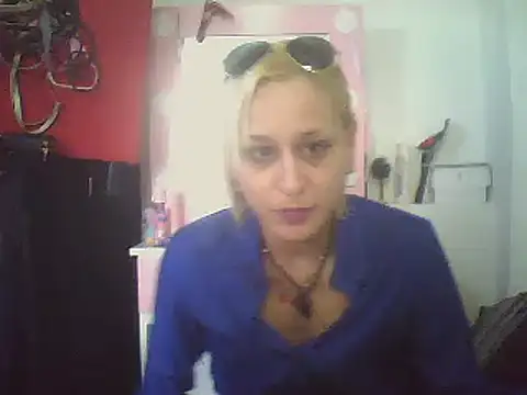 ariana crazzy online show from January 17, 3:39 pm