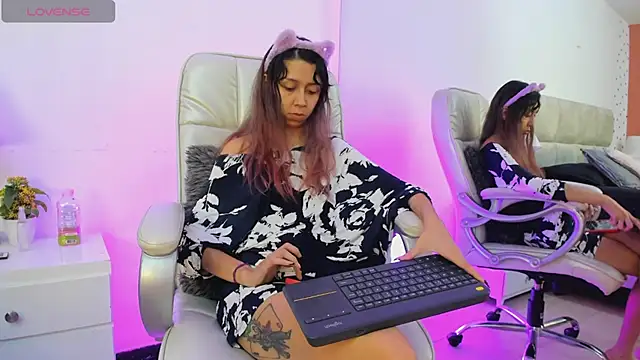 Goddess  Lilith online show from February 4, 9:20 pm