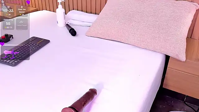 sexy mich 18 online show from December 22, 3:58 am