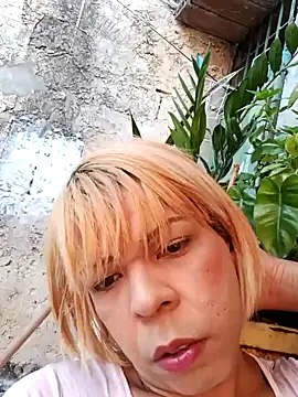 blondebitchlitle online show from February 2, 8:08 pm