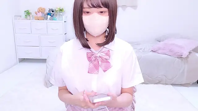 Snapshot of aki_zzz chatting on December 8, 11:14 am aki zzz online show from December 8, 11:14 am