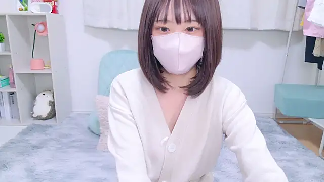 Snapshot of aki_zzz chatting on January 1, 4:50 pm aki zzz online show from January 1, 4:50 pm