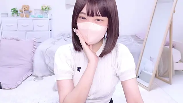 Snapshot of aki_zzz chatting on March 2, 10:14 am aki zzz online show from March 2, 10:14 am