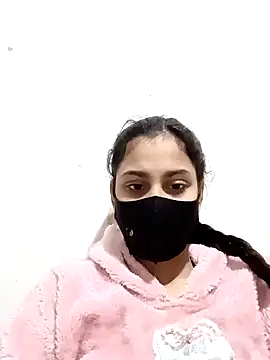 magicmoment00786 online show from December 26, 4:36 pm