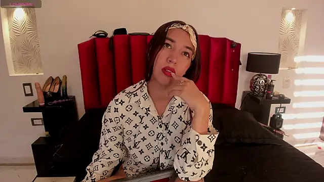 Violeta Roa online show from January 18, 10:06 pm