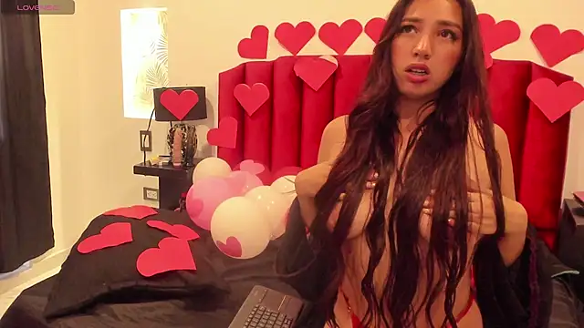 Violeta Roa online show from February 12, 4:22 pm