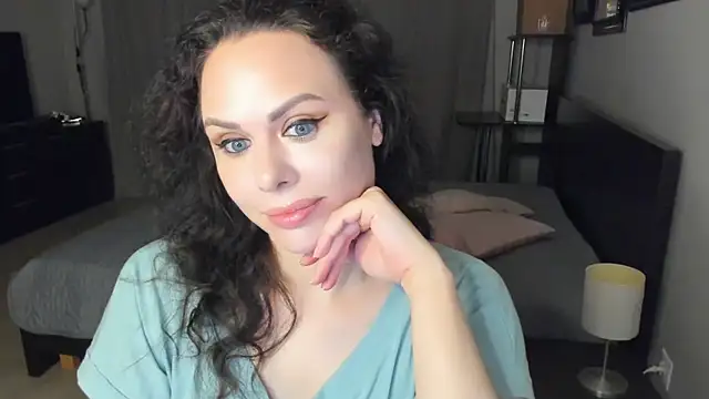 MollyCheiz online show from September 10, 9:37 pm