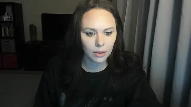 MollyCheiz online show from February 8, 5:38 pm