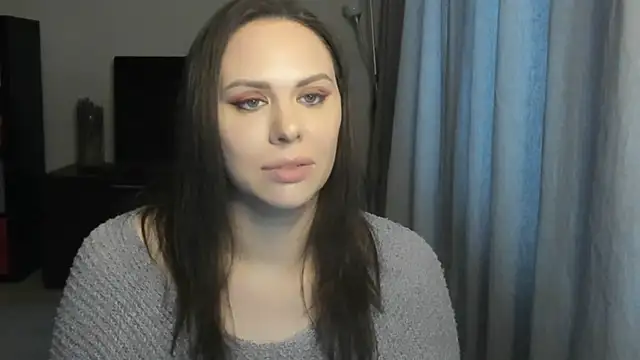 MollyCheiz online show from March 26, 2:33 pm