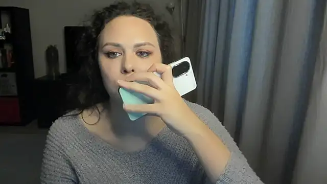 MollyCheiz online show from May 31, 6:09 pm